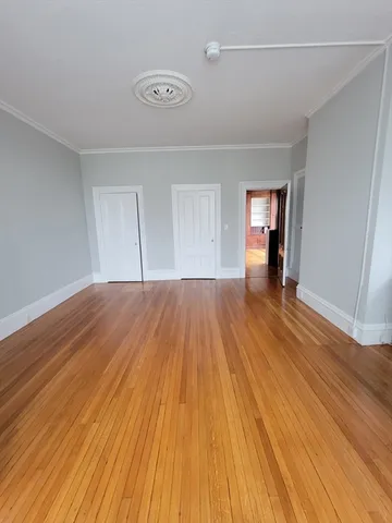 $1,850 | 172 Nesmith Street, Unit 1, Lowell, MA 01852