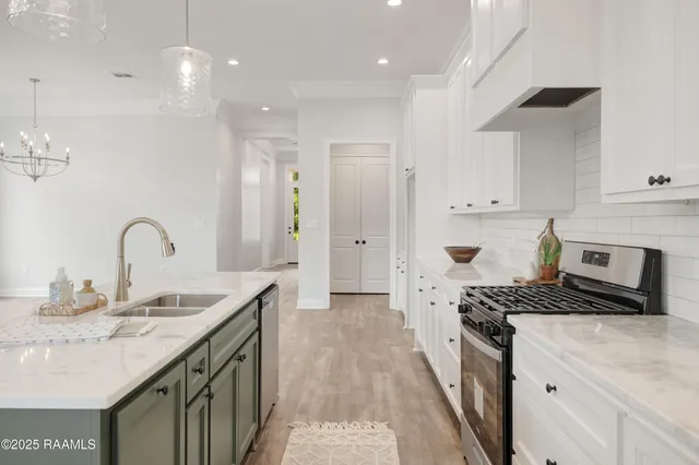 $374,990 | 213 Maple Branch Street, Lafayette, LA 70508