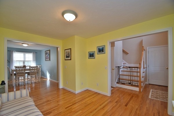 20 Duluth Street Worcester, MA 01604 - Photo 10 of 25