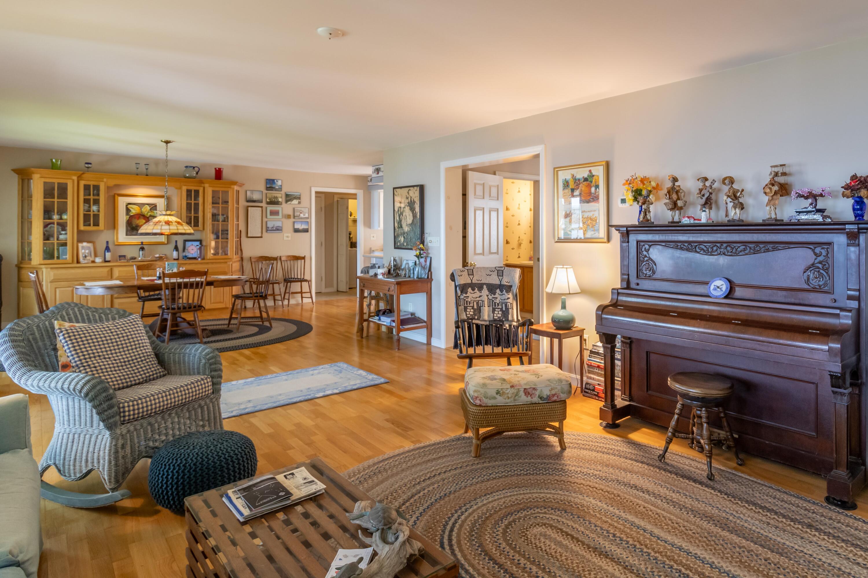 55 Fox Run Lamoine, ME 04605 - Photo 20 of 63 Living area