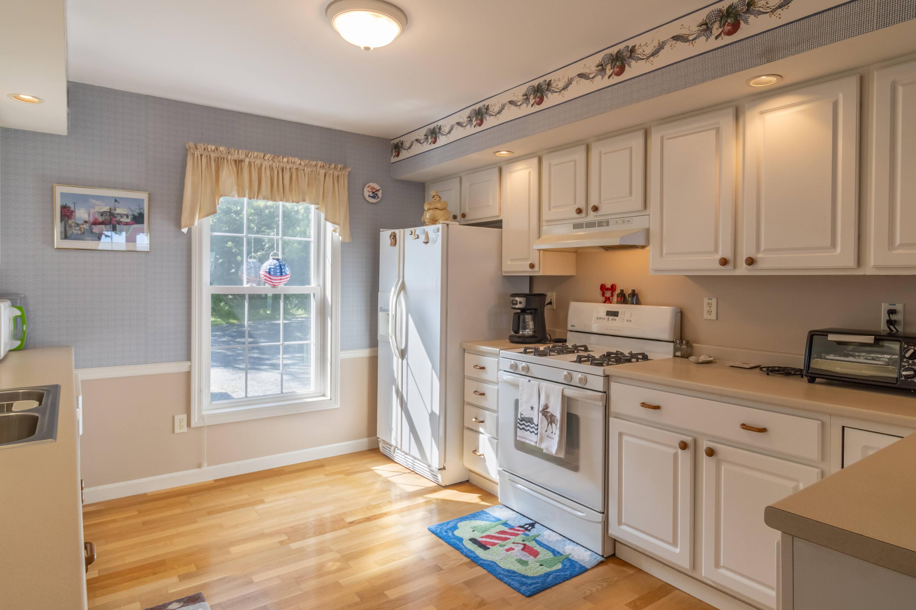 55 Fox Run Lamoine, ME 04605 - Photo 9 of 63 Kitchen
