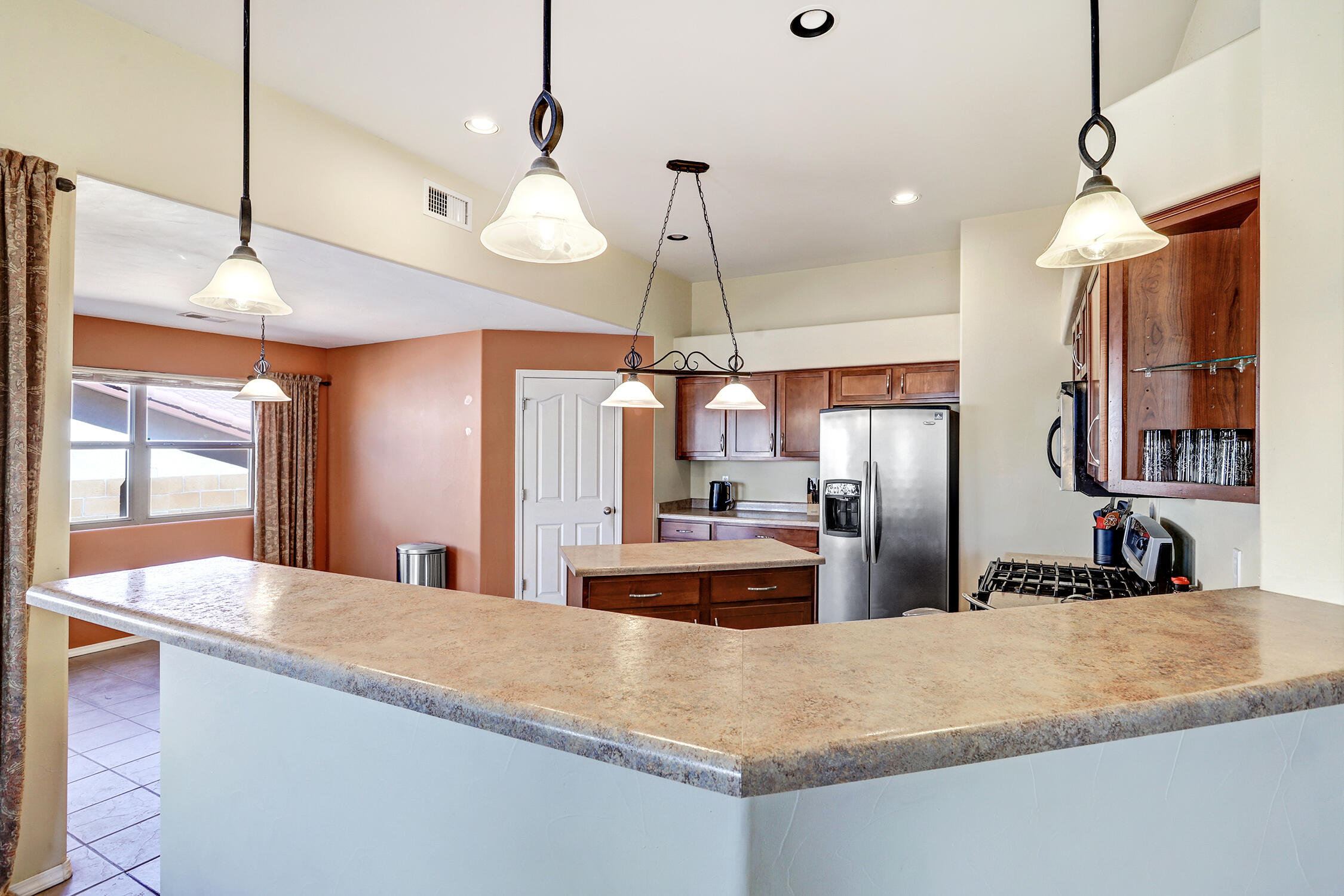 861 Loma Pinon Loop Rio Rancho, NM 87144 - Photo 8 of 32 Gallery Image 8