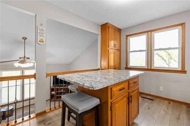 $400,000 | 19710 Kansas City Boulevard, Camden Point, MO 64018