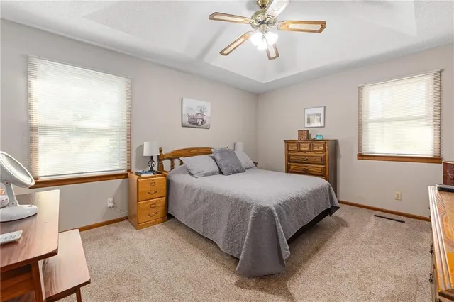 $400,000 | 19710 Kansas City Boulevard, Camden Point, MO 64018