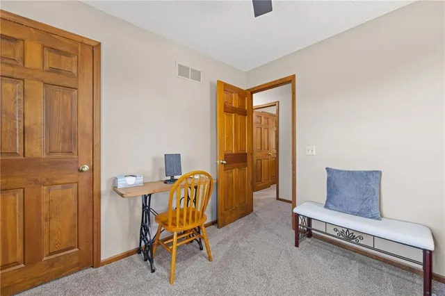 $400,000 | 19710 Kansas City Boulevard, Camden Point, MO 64018