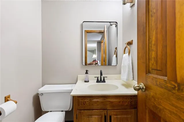 $400,000 | 19710 Kansas City Boulevard, Camden Point, MO 64018