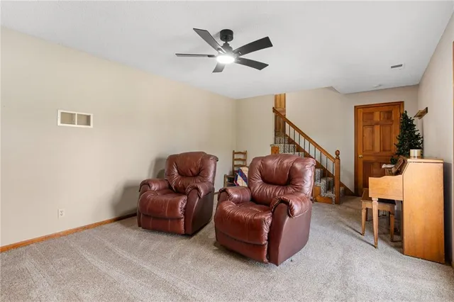 $400,000 | 19710 Kansas City Boulevard, Camden Point, MO 64018