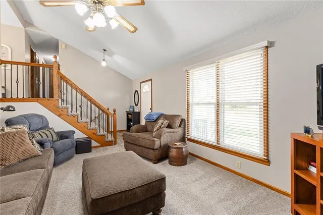 $400,000 | 19710 Kansas City Boulevard, Camden Point, MO 64018