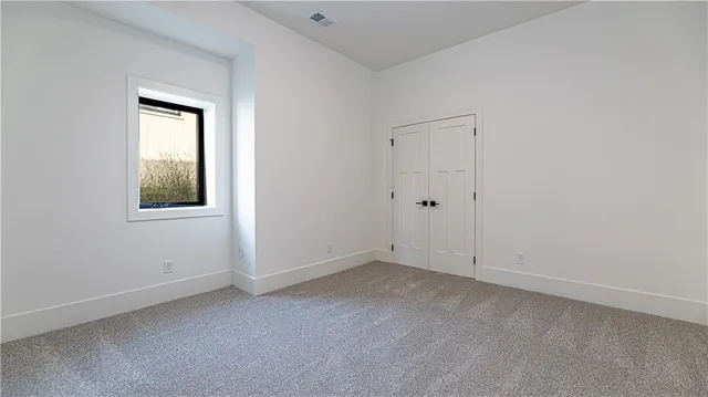 $799,000 | 119 Teton Ridge, Lake Winnebago, MO 64034