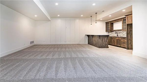 $795,000 | 119 Teton Ridge, Lake Winnebago, MO 64034