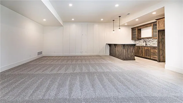 $799,000 | 119 Teton Ridge, Lake Winnebago, MO 64034