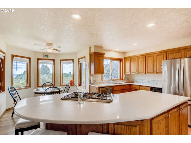 13848 Southwest Whitmore Road Hillsboro, OR 97123 - Photo 8 of 29