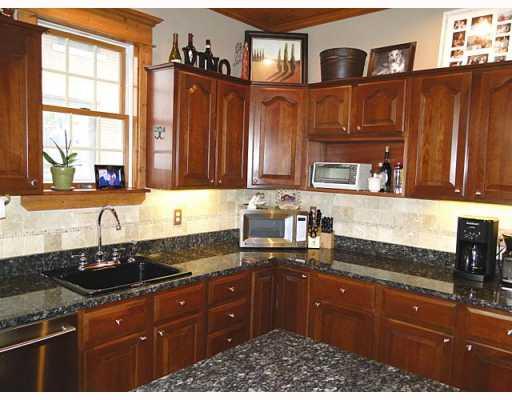 43 Ralston Place Mt. Lebanon, PA 15216 - Photo 9 of 18 Kitchen. COUNTER SPACE GALORE