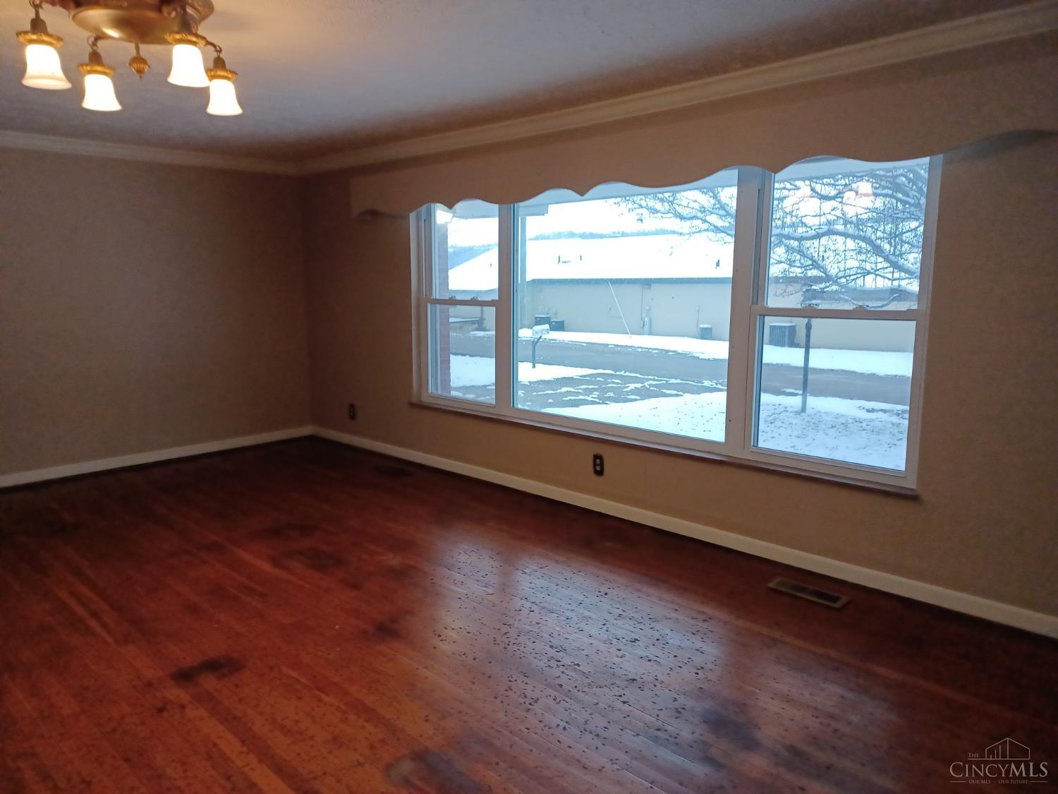 1730 Braeburn Road Aberdeen, OH 45101 - Photo 3 of 25