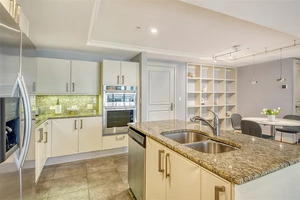 $5,500 | 1350 Main Street, Unit 903, Sarasota, FL 34236