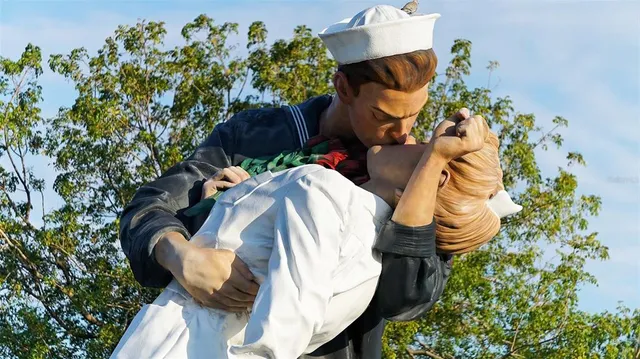 $5,500 | 1350 Main Street, Unit 903, Sarasota, FL 34236