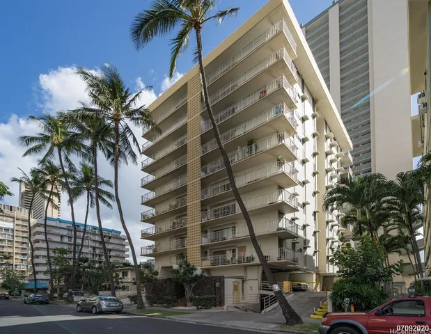 $2,550 | 2222 Aloha Drive, Unit 204, Honolulu, HI 96815