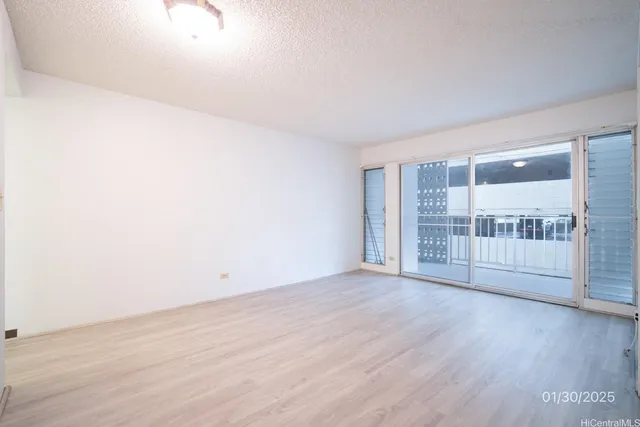 $2,550 | 2222 Aloha Drive, Unit 204, Honolulu, HI 96815