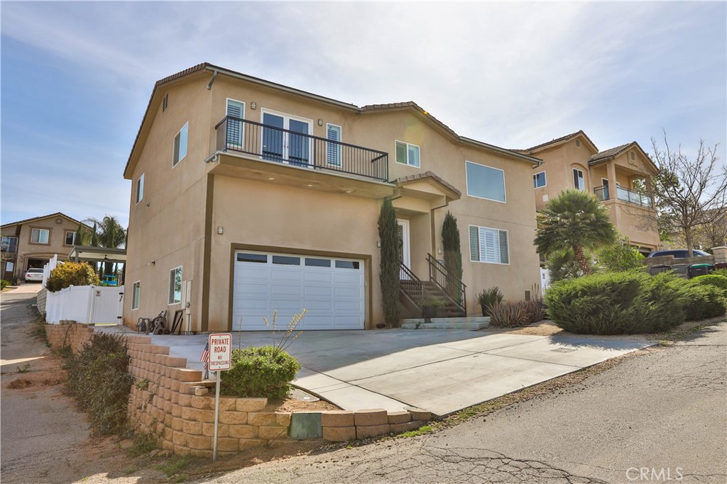 13083 Via Tuscany Riverside, CA 92503 - Photo 8 of 66 Gallery Image 8