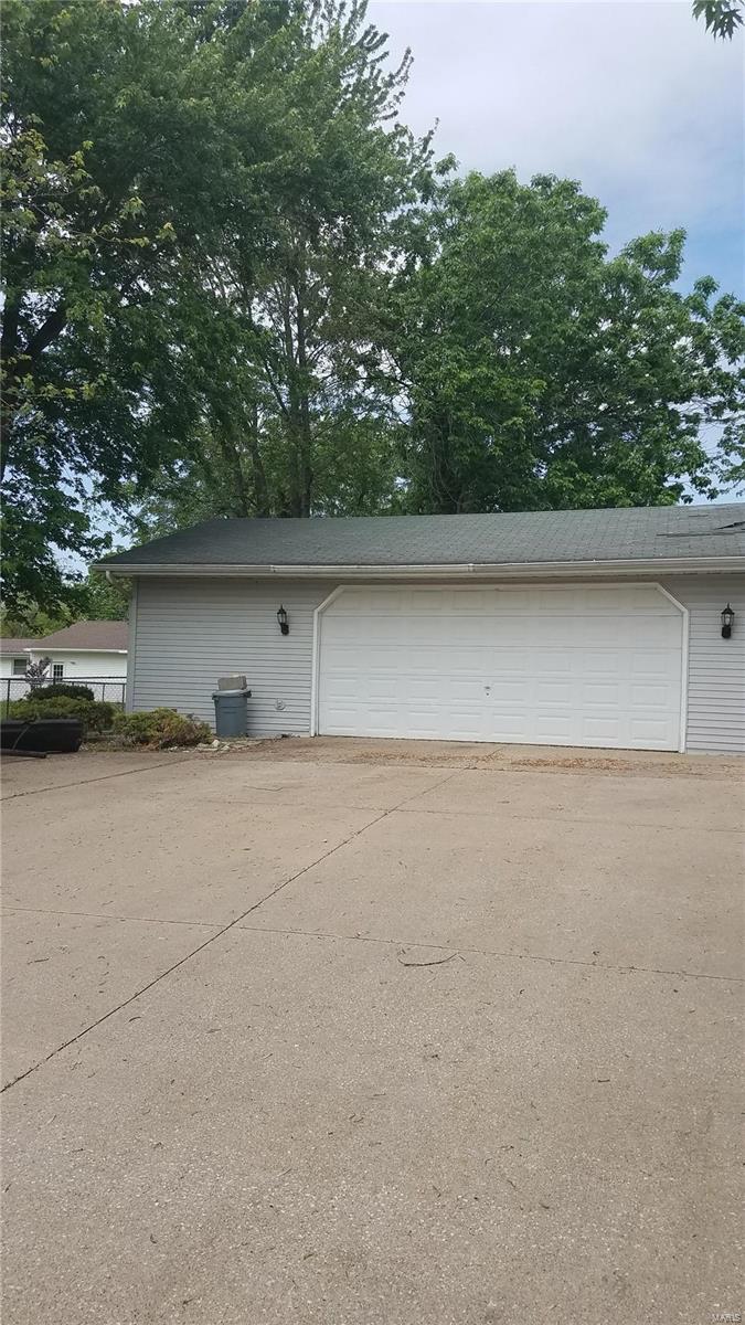 8117 Dawn Road Fowler, IL 62338 - Photo 2 of 12 Gallery Image 2