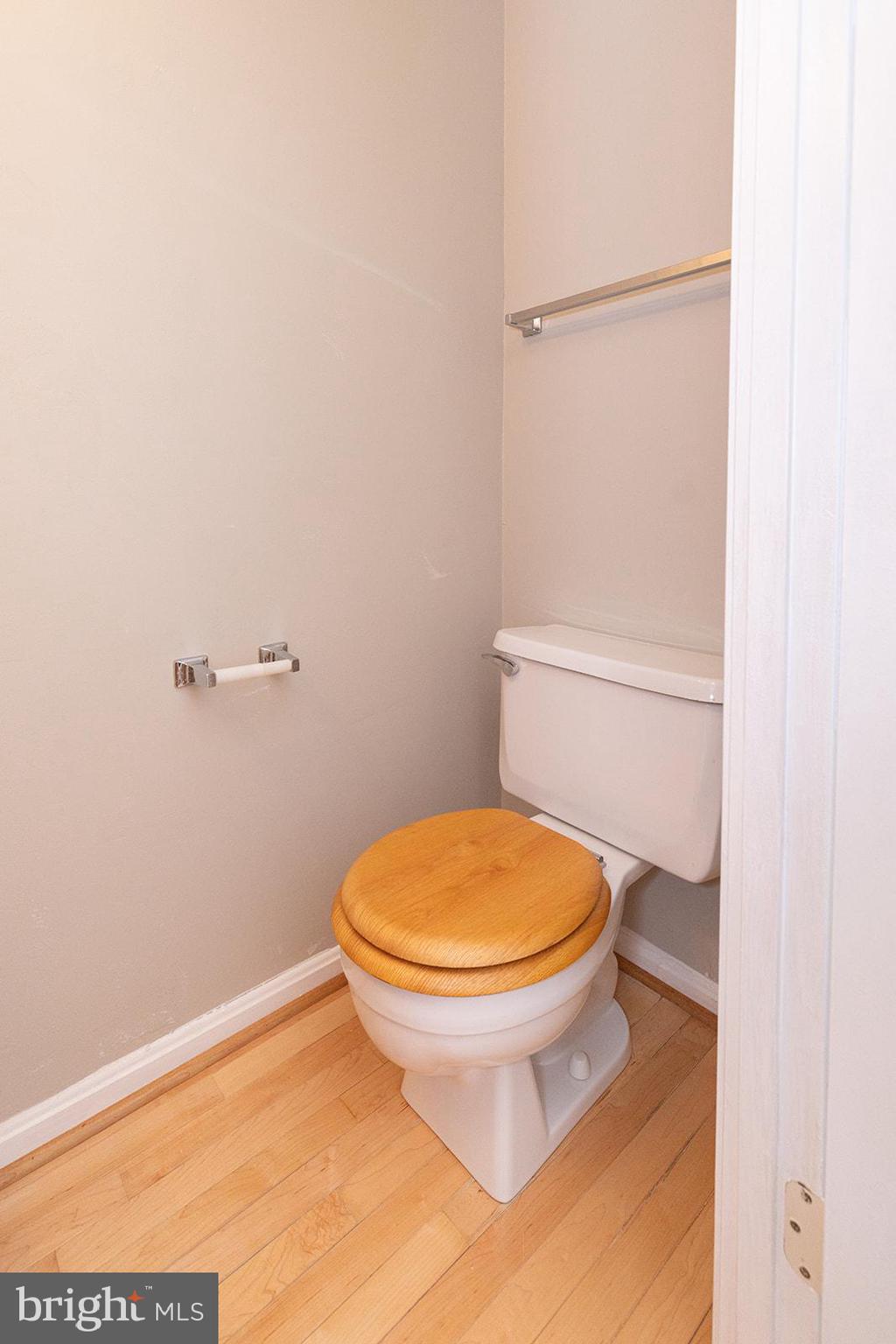 1703 Whisperhill Drive Reston, VA 20194 - Photo 12 of 26