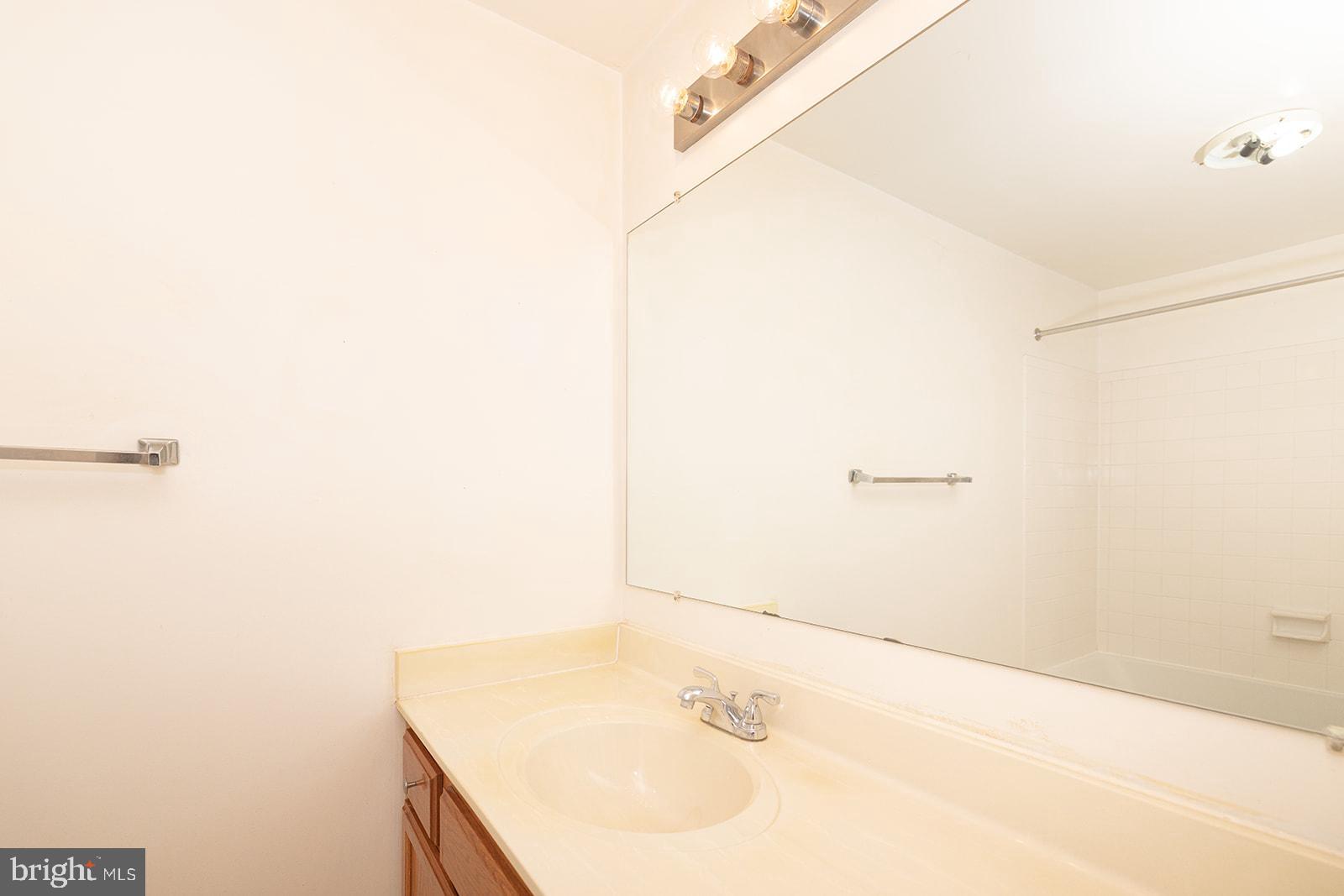 1703 Whisperhill Drive Reston, VA 20194 - Photo 15 of 26