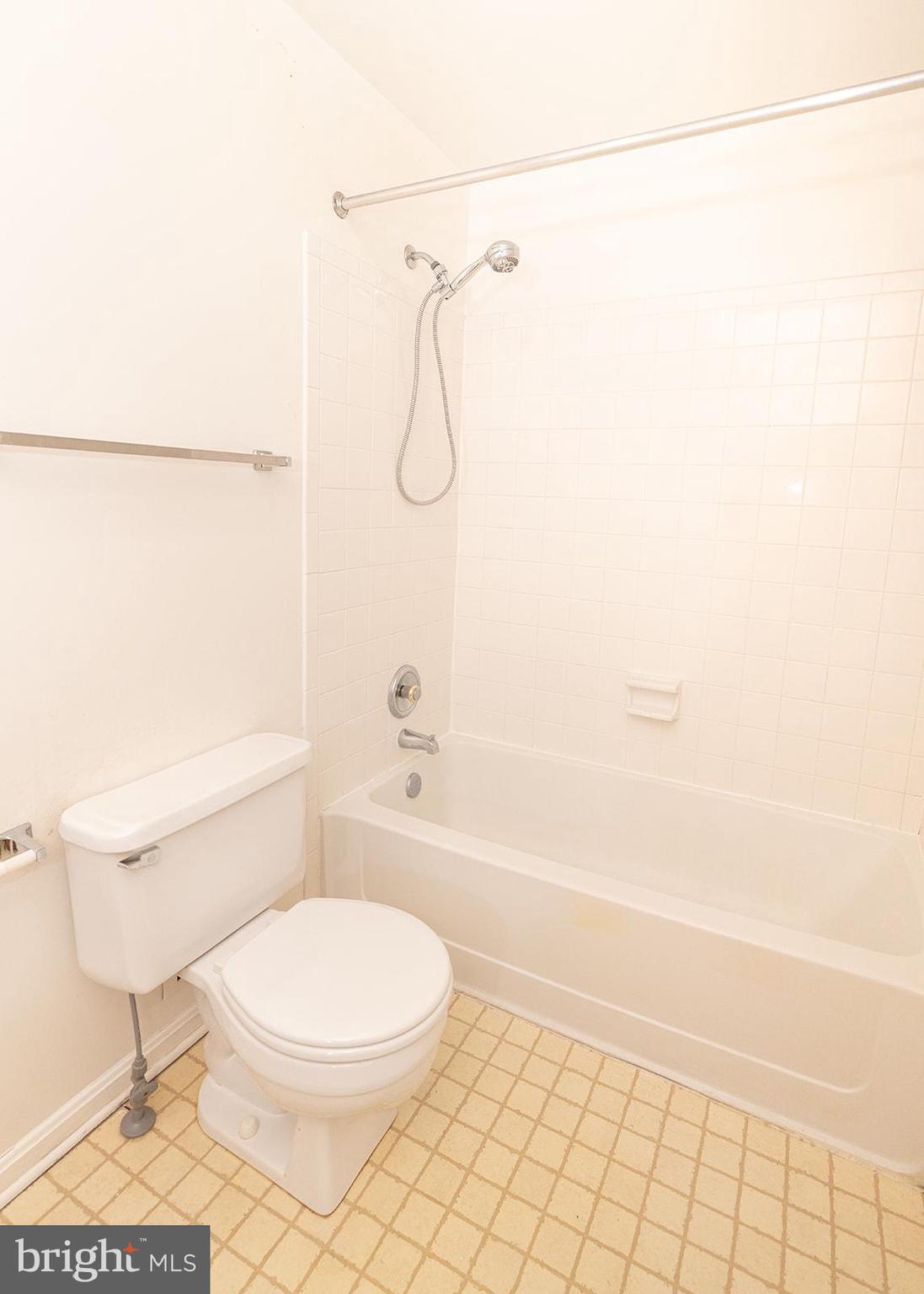 1703 Whisperhill Drive Reston, VA 20194 - Photo 16 of 26