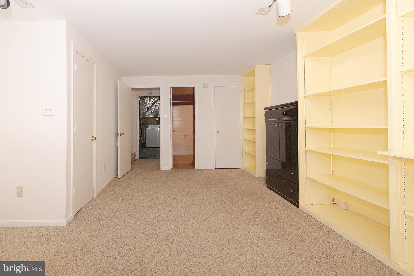 1703 Whisperhill Drive Reston, VA 20194 - Photo 23 of 26