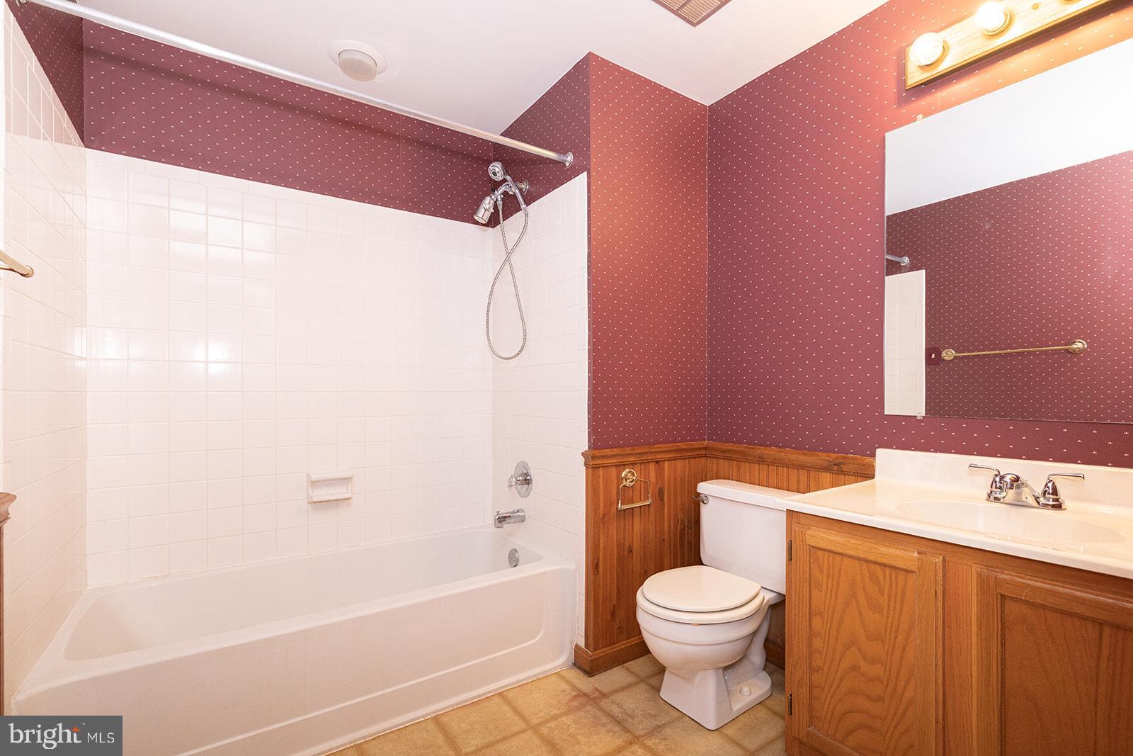 1703 Whisperhill Drive Reston, VA 20194 - Photo 24 of 26