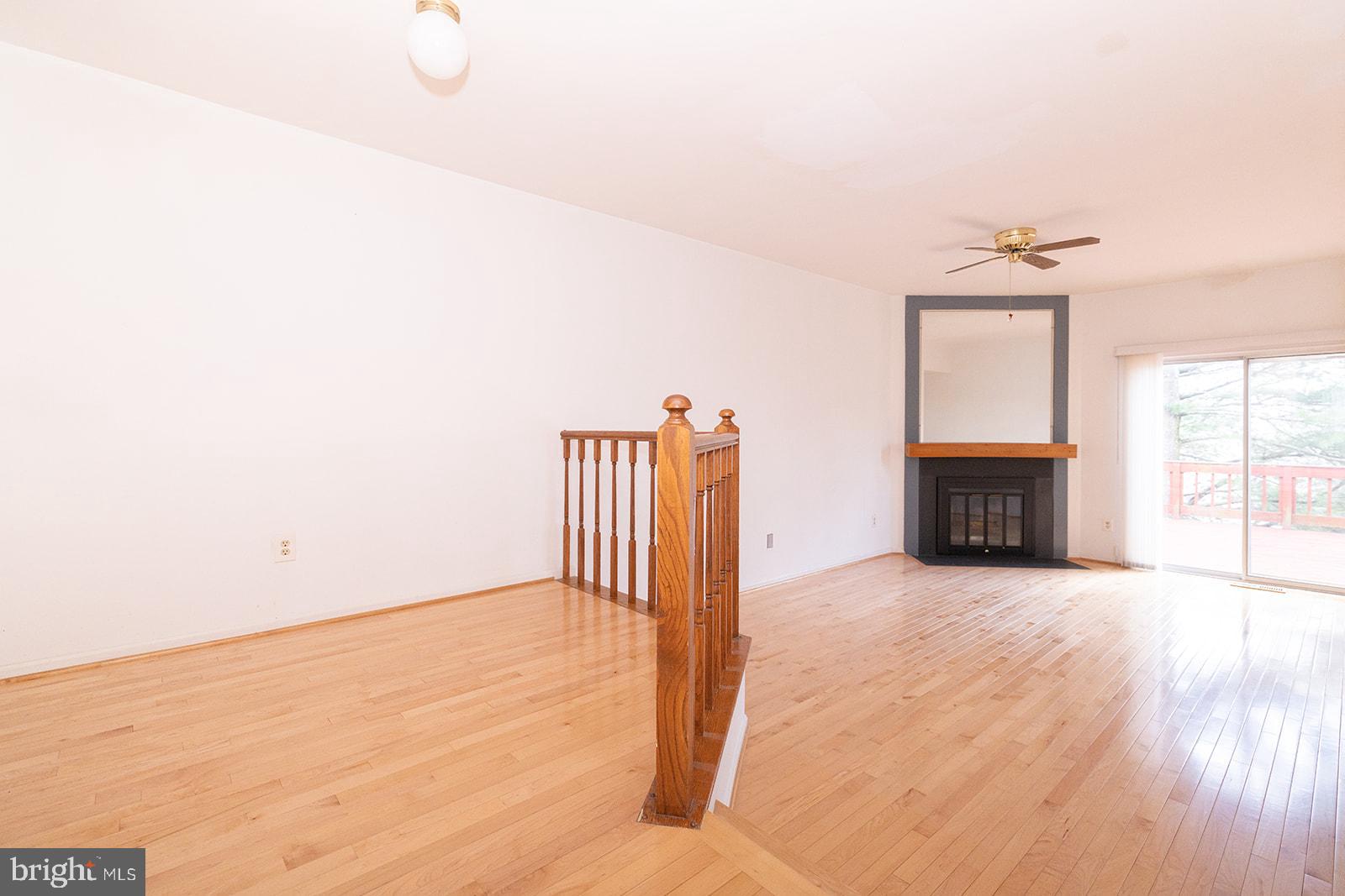 1703 Whisperhill Drive Reston, VA 20194 - Photo 3 of 26