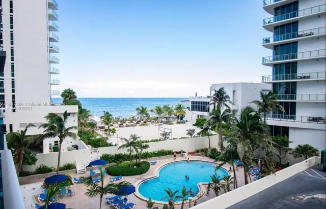 a picture of a city view