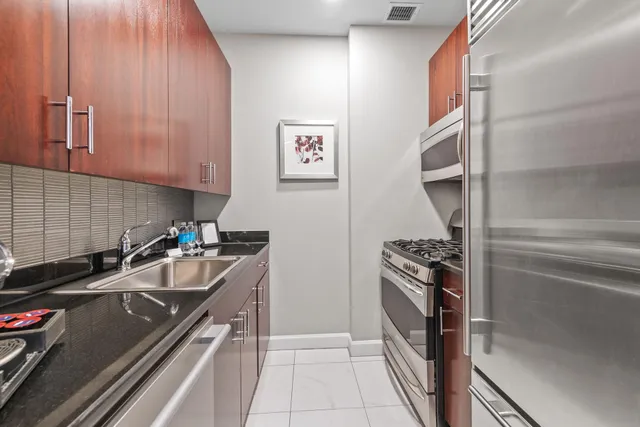 $750,000 | 1 Central Park West, Unit 314 | Upper West Side