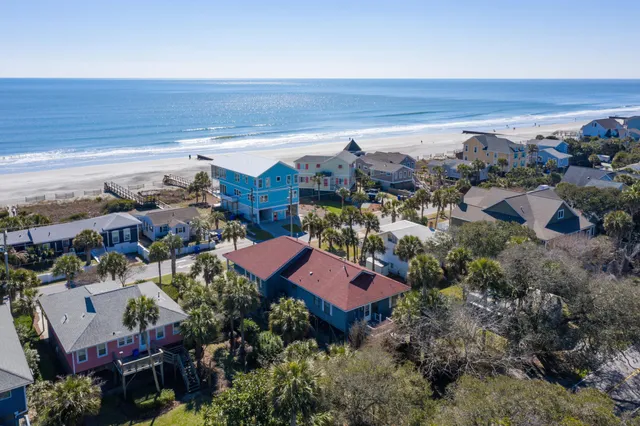$1,575,000 | 716 East Arctic Avenue, Folly Beach, SC 29439