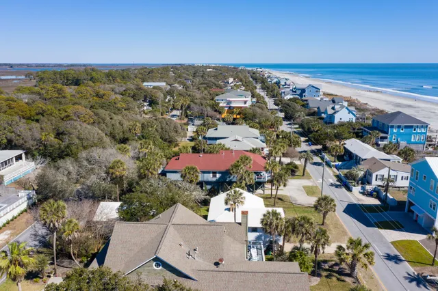 $1,575,000 | 716 East Arctic Avenue, Folly Beach, SC 29439