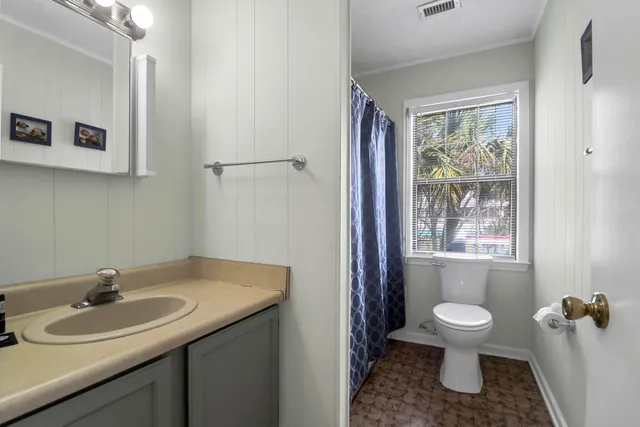 $1,575,000 | 716 East Arctic Avenue, Folly Beach, SC 29439