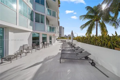 $699,000 | 3411 Indian Creek Drive, Unit 604, Miami Beach, FL 33140