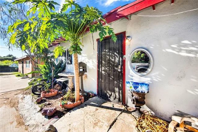 $900,000 | 691 Lincoln Avenue, Pasadena, CA 91103