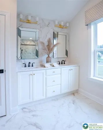 a view of a walk in closet