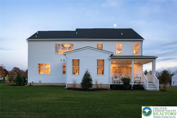 $779,990 | 5399 Red Oak Drive, Coopersburg, PA 18036