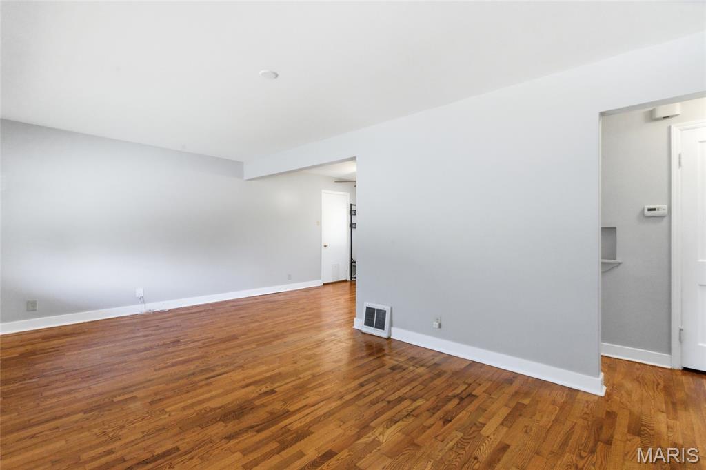 1550 Grant Road Webster Groves, MO 63119 - Photo 8 of 29