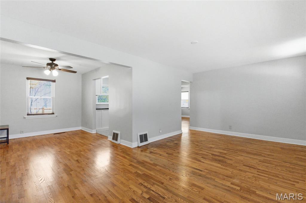 1550 Grant Road Webster Groves, MO 63119 - Photo 9 of 29