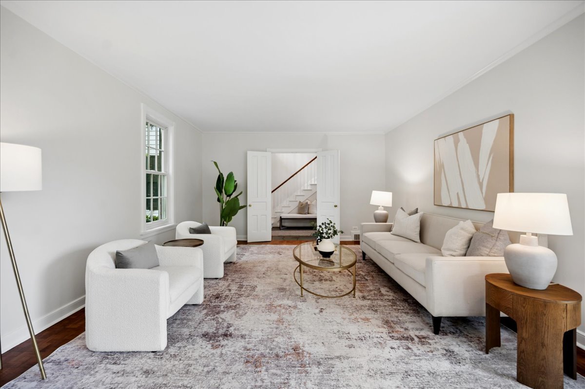 211 Church Road Winnetka, IL 60093 - Photo 6 of 42 Gallery Image 6