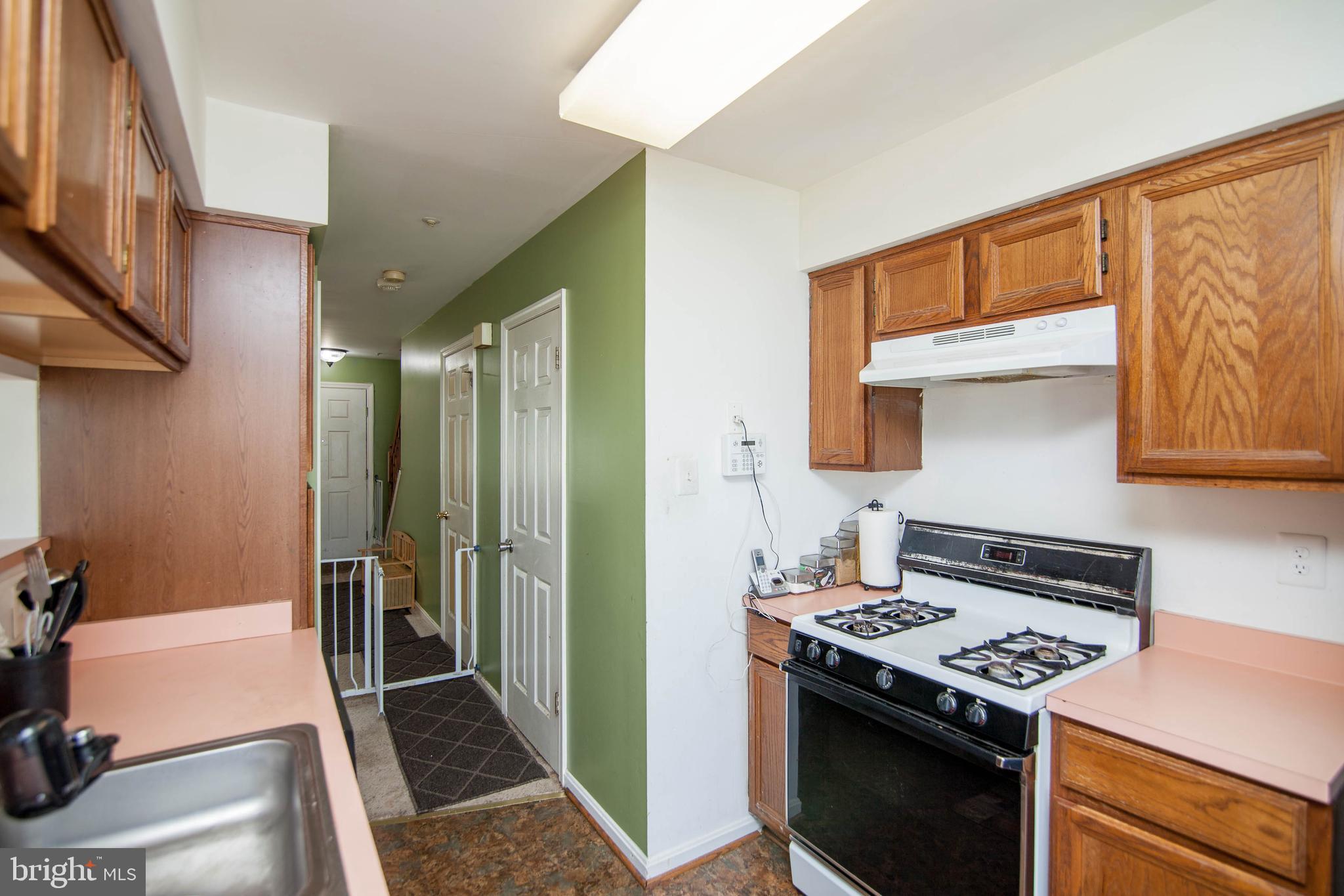 7104 Dew Drop Way Clinton, MD 20735 - Photo 8 of 30 Gallery Image 8