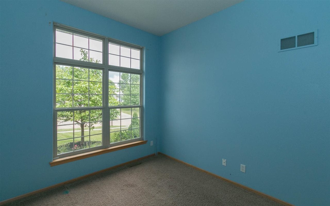 847 Tipperary Road Iowa City, IA 52246 - Photo 15 of 24 Gallery Image 15