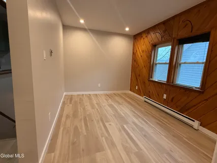 $1,675 | 38 State Street, Unit C, Saratoga Springs, NY 12866