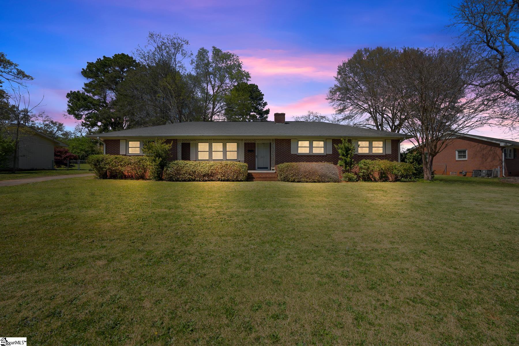 2023 Sheldon Drive Anderson, SC 29621 - Photo 1 of 18