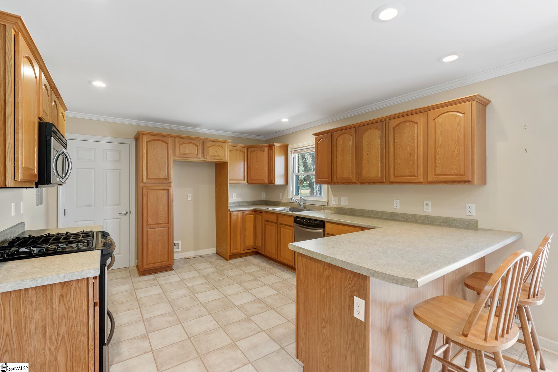 2023 Sheldon Drive Anderson, SC 29621 - Photo 6 of 18