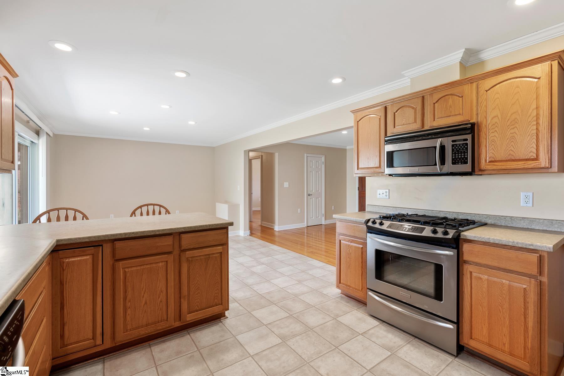 2023 Sheldon Drive Anderson, SC 29621 - Photo 7 of 18