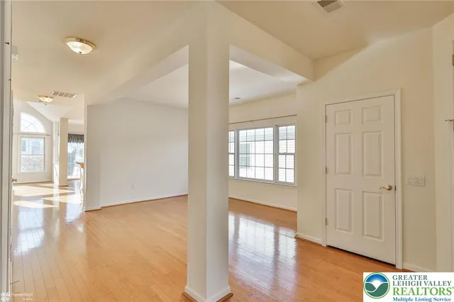 $490,000 | 13 Devonshire Drive, Easton, PA 18045