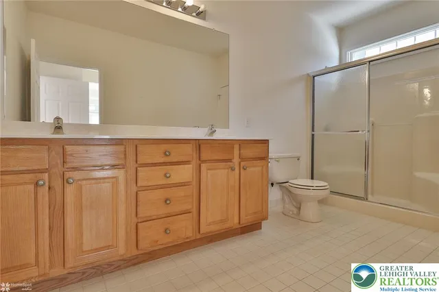 $490,000 | 13 Devonshire Drive, Easton, PA 18045